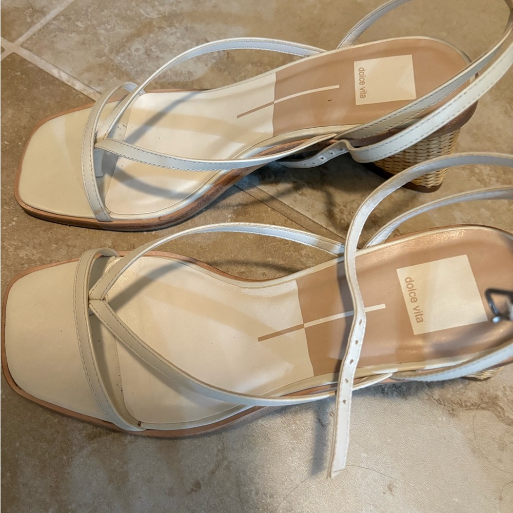 Dolce Vita Women's White Strappy Sandals